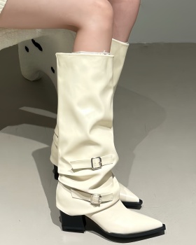 Not exceed knee thick pants pointed boots