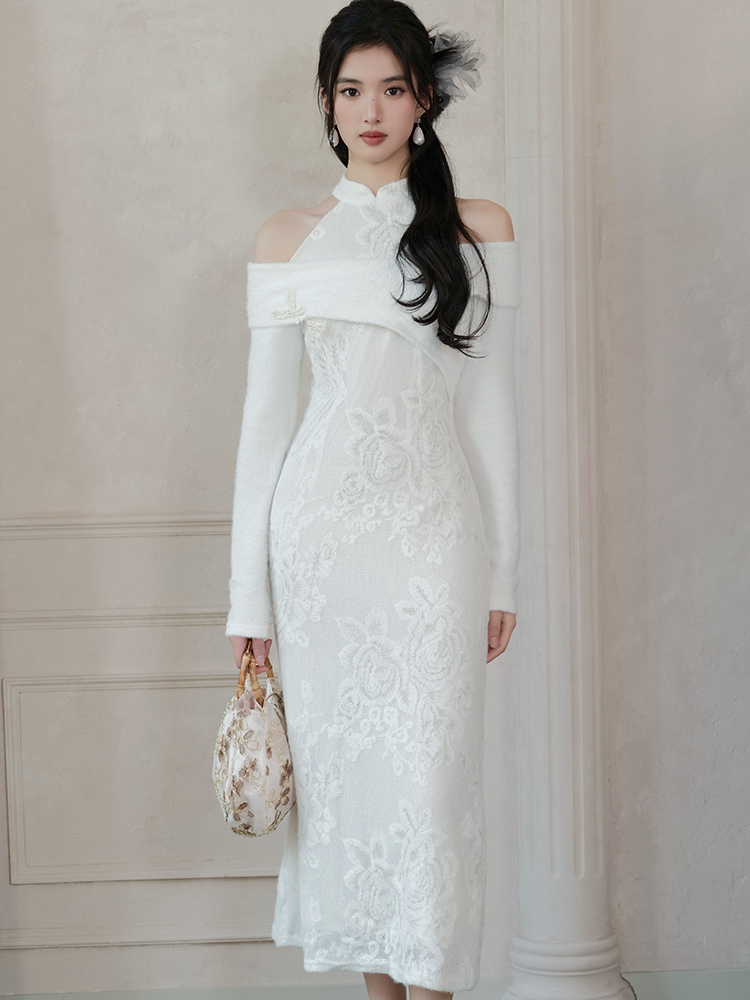 White autumn and winter jade knitted peony cheongsam