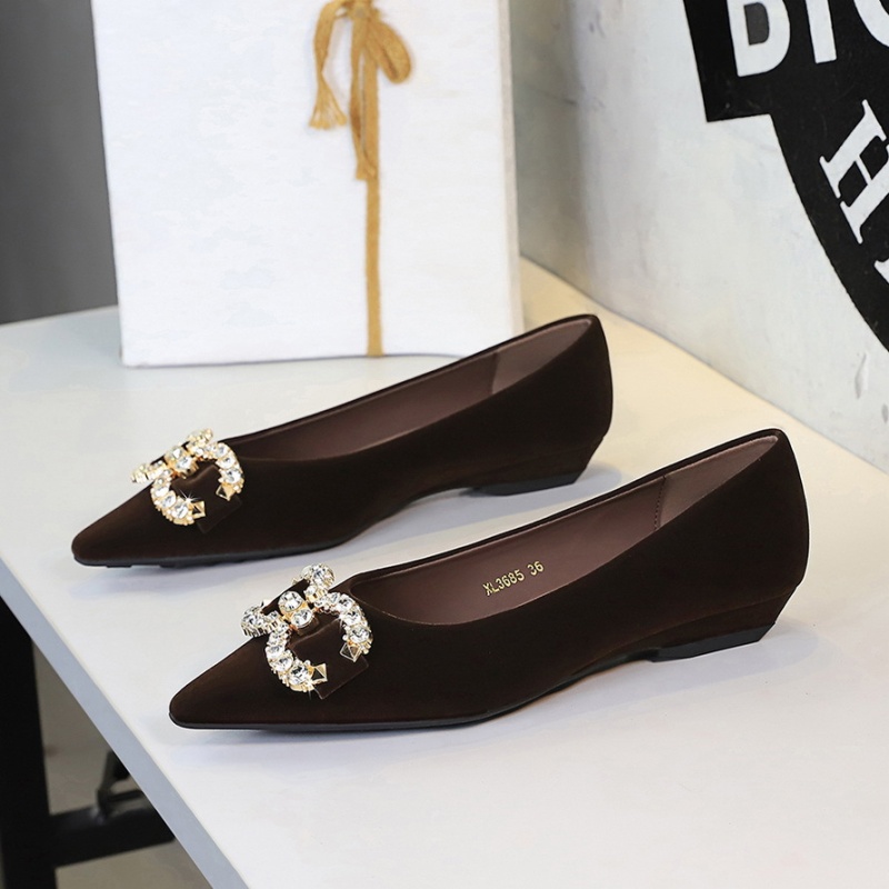 Commuting rhinestone buckle shoes for women