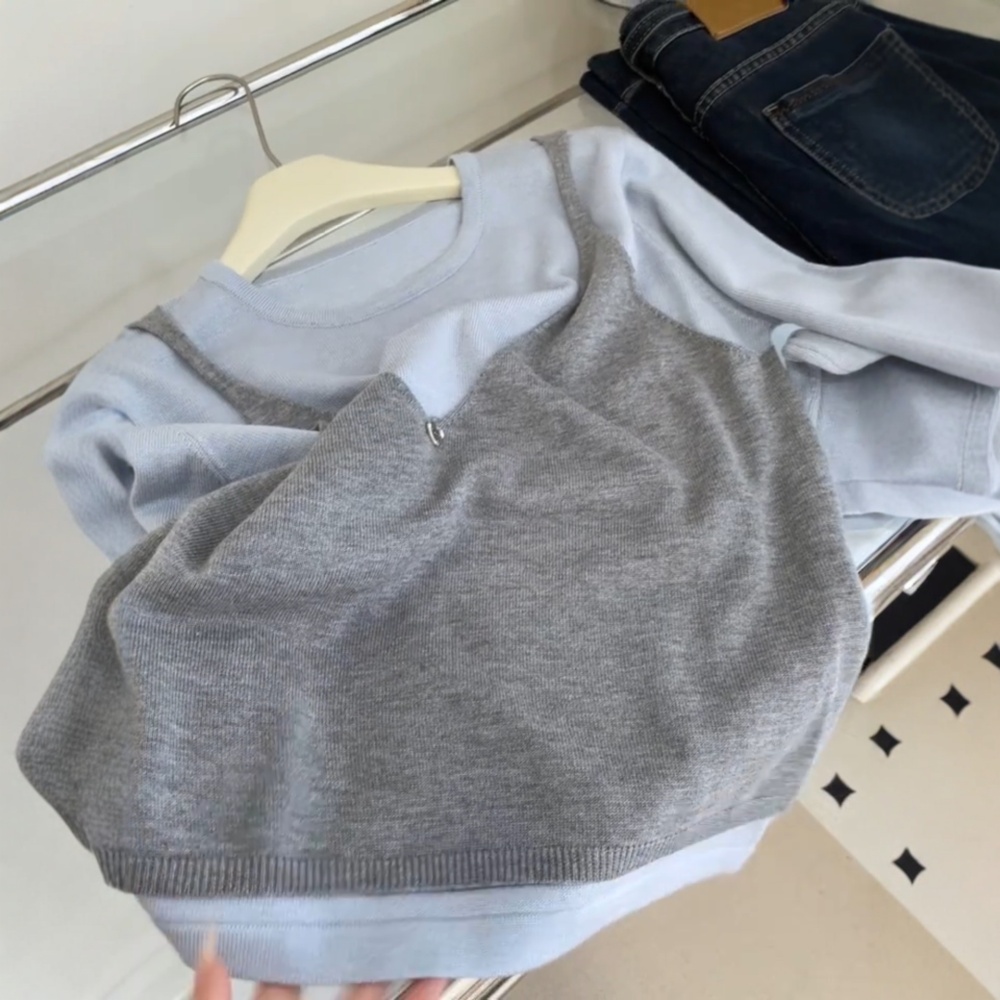 Round neck sling sweater wears outside vest 2pcs set
