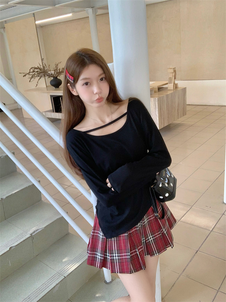 Pinched waist T-shirt enticement tops for women