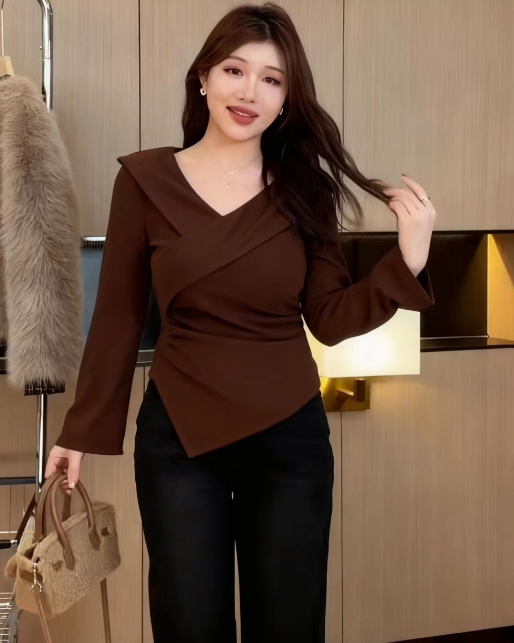 Large yard tops pinched waist bottoming shirt for women
