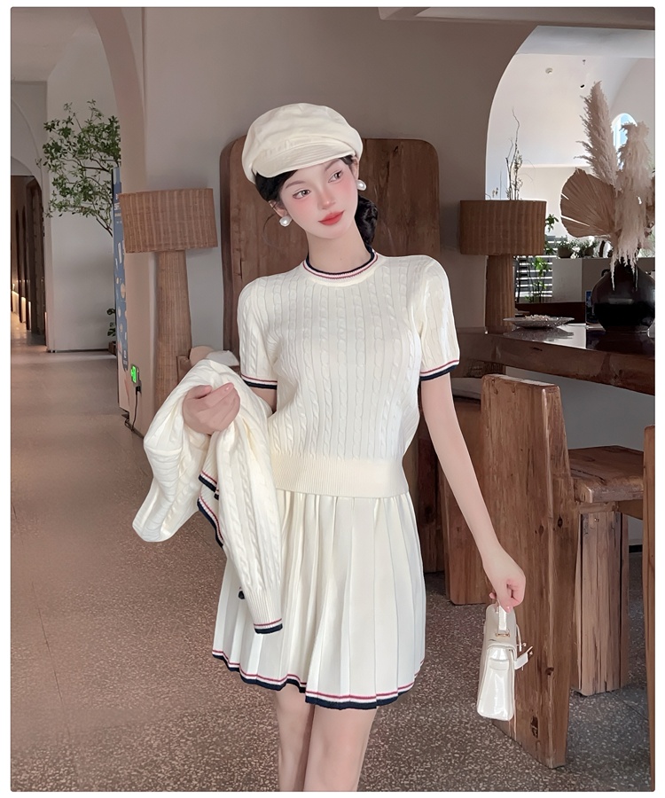 Pleated college style coat Korean style A-line skirt a set