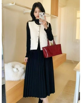 Refinement fashion vest European style pearl dress 2pcs set