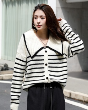 All-match V-neck sweater knitted stripe cardigan