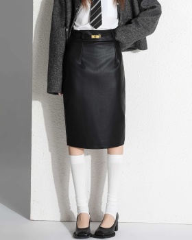 Long autumn and winter skirt for women