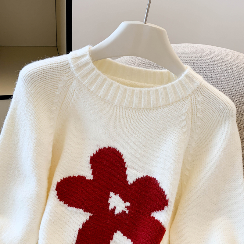 Short flowers tops loose Western style sweater for women