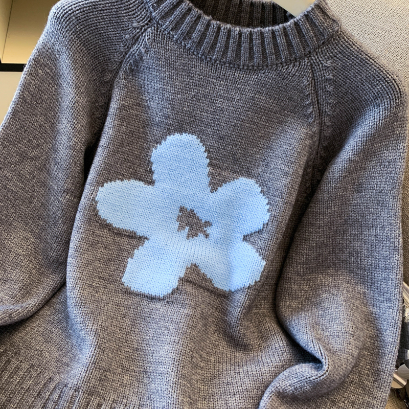 Short flowers tops loose Western style sweater for women