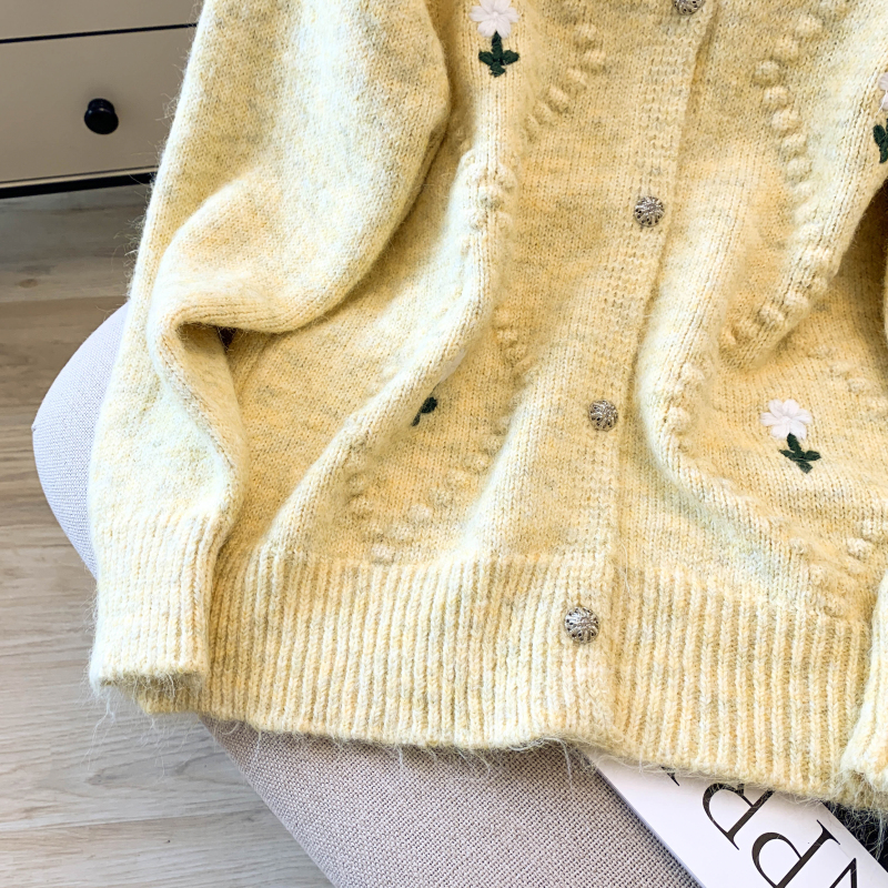 Knitted fashion sweater loose cardigan for women