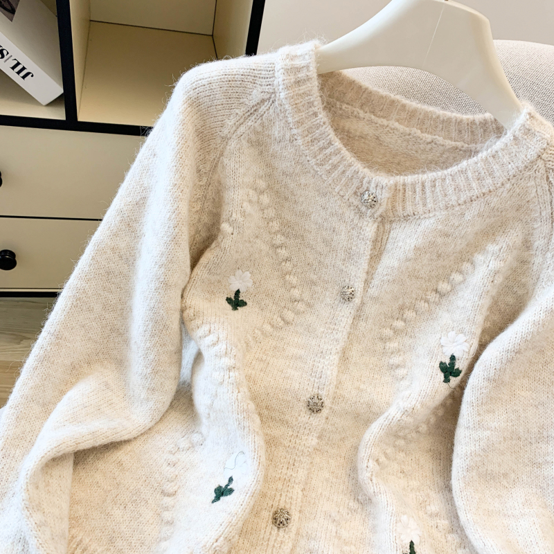 Knitted fashion sweater loose cardigan for women