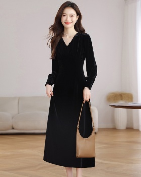 Velvet France style V-neck pinched waist slim dress for women