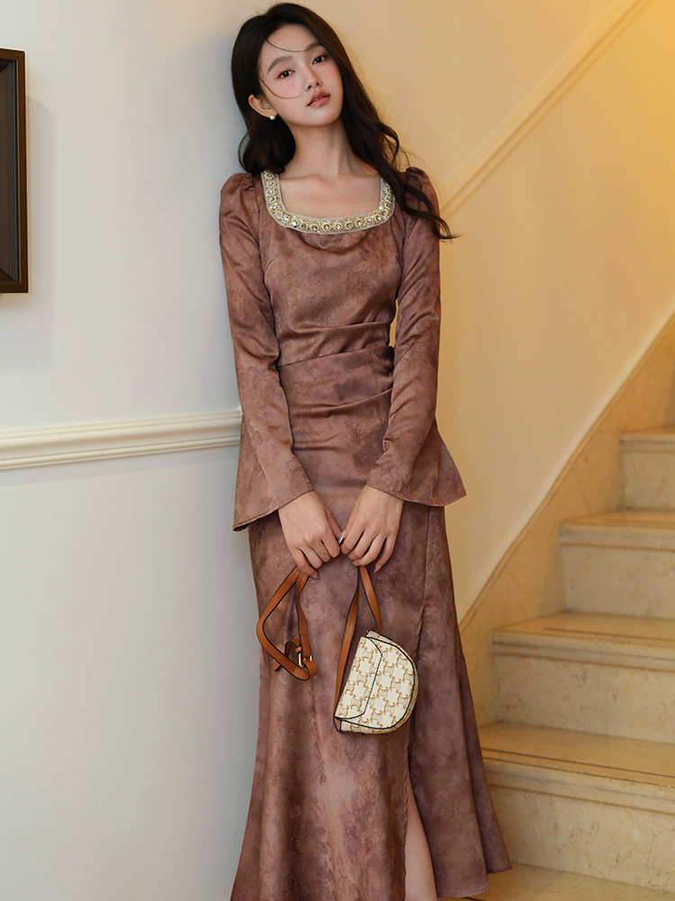 Retro pinched waist formal dress long sleeve dress