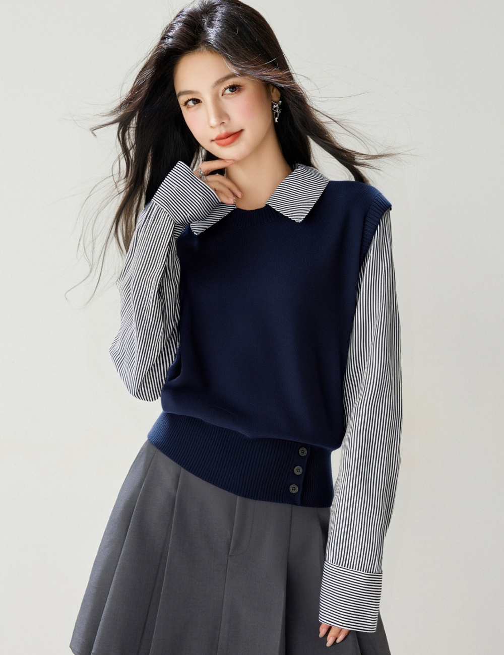Temperament Pseudo-two Korean style splice shirt