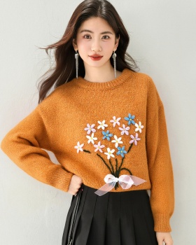Jacquard thick sweater embroidery tops for women