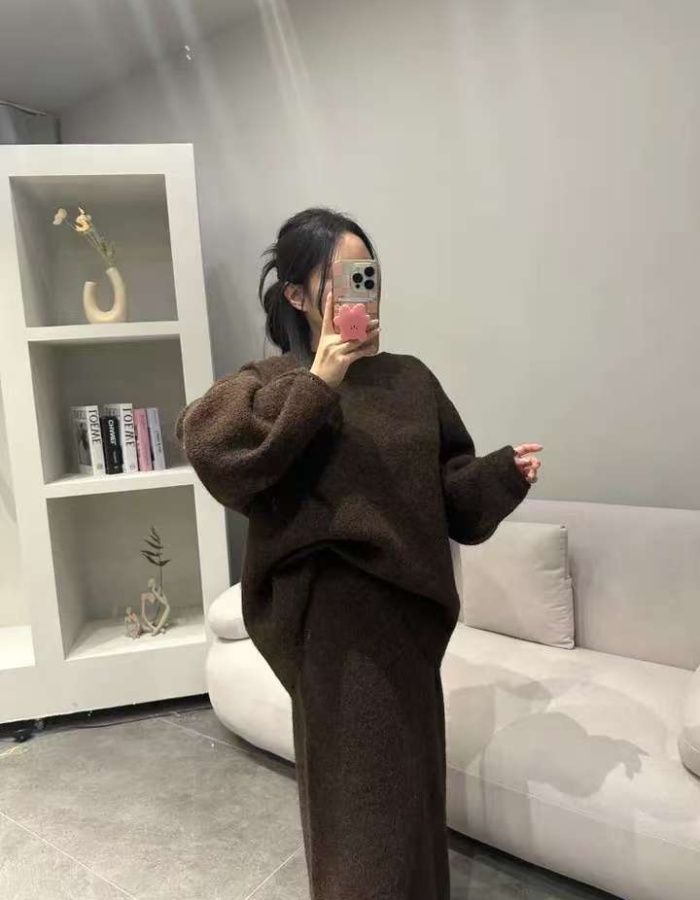 Long sleeve skirt sweater for women