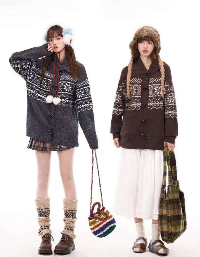 Knitted flowers tops short coat for women
