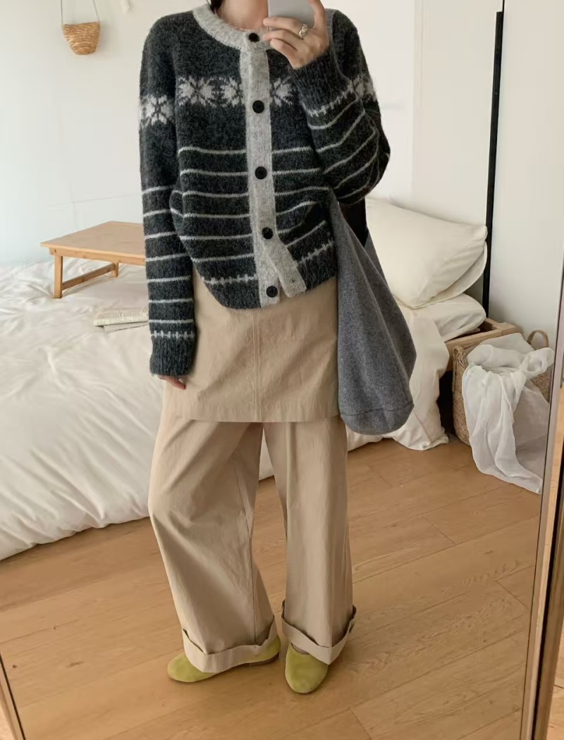 Knitted coat autumn and winter sweater for women