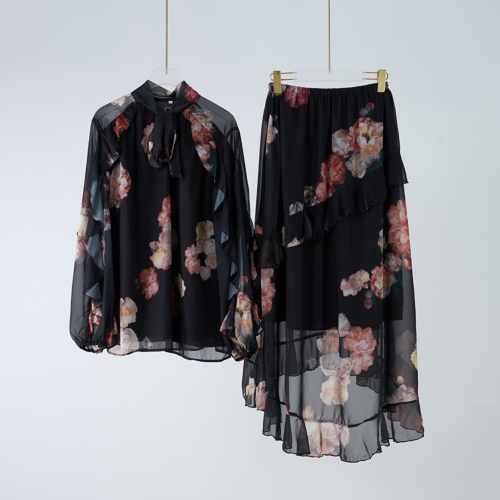 Casual printing skirt autumn and winter shirt a set