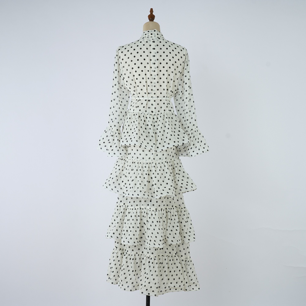 Long autumn polka dot laminated skirt hem dress