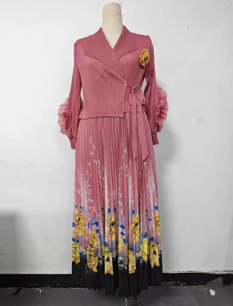 Disk flowers business suit fold dress for women