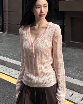 Long sleeve V-neck sweater slim hook flower tops for women