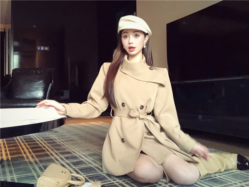 Double-breasted coat pinched waist windbreaker for women