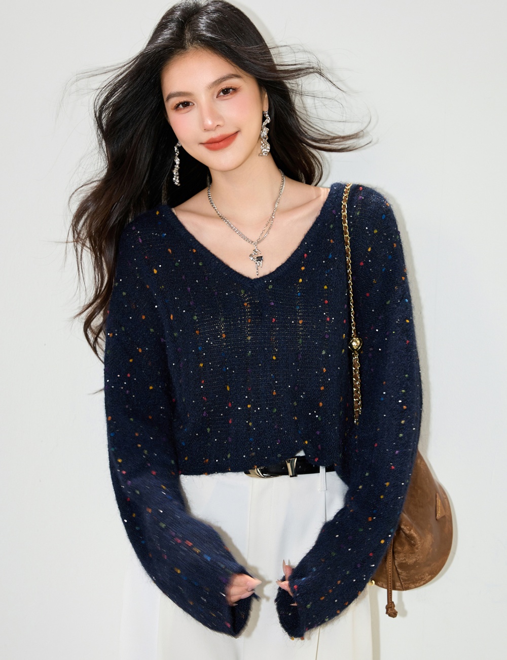 Tender V-neck autumn and winter loose sweater for women
