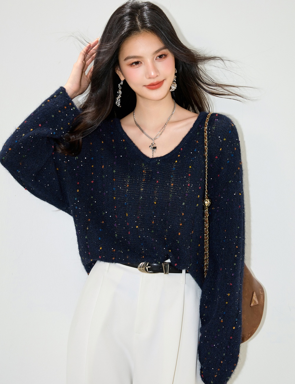 Tender V-neck autumn and winter loose sweater for women