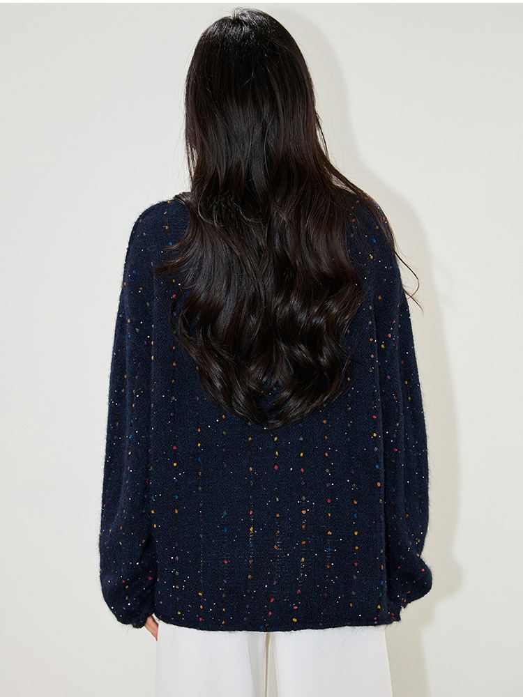 Tender V-neck autumn and winter loose sweater for women