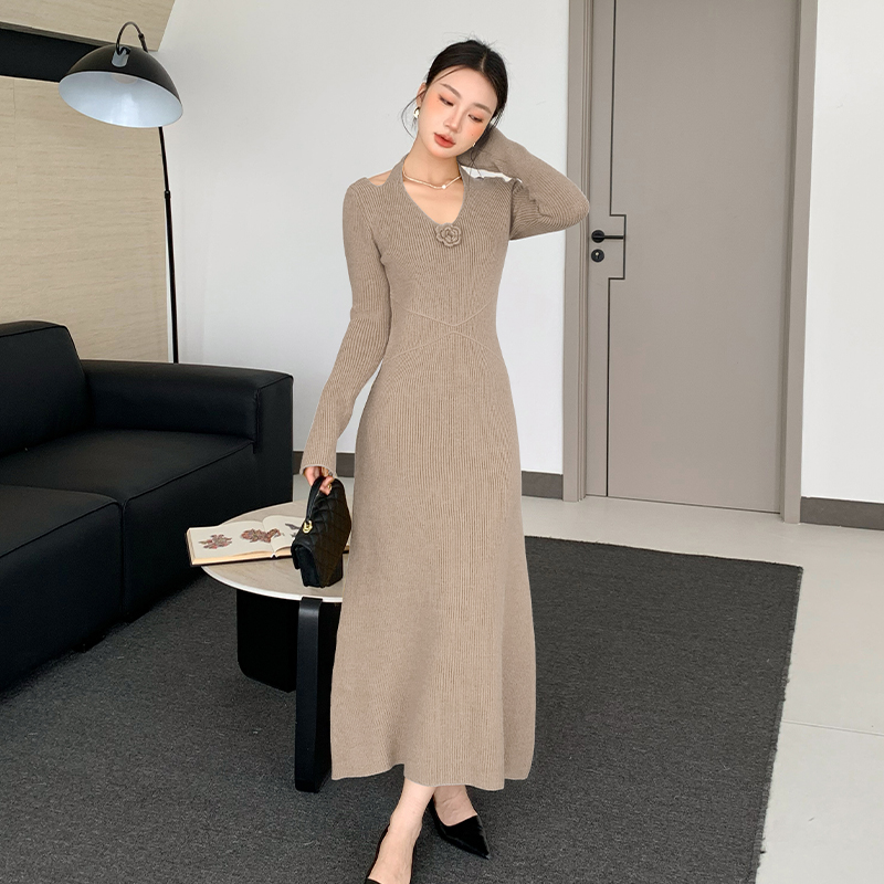 Show waist long sleeve slim A-line small knitted dress