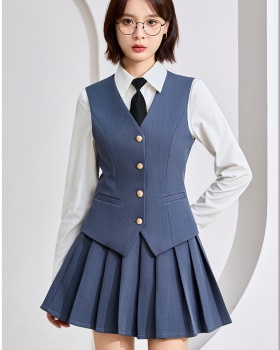 Temperament overalls waistcoat V-neck short skirt a set