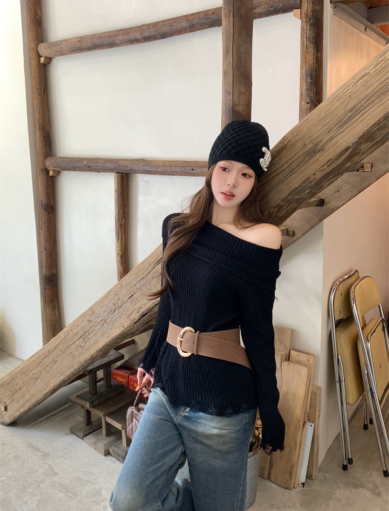 Autumn holes tops temperament enticement sweater for women
