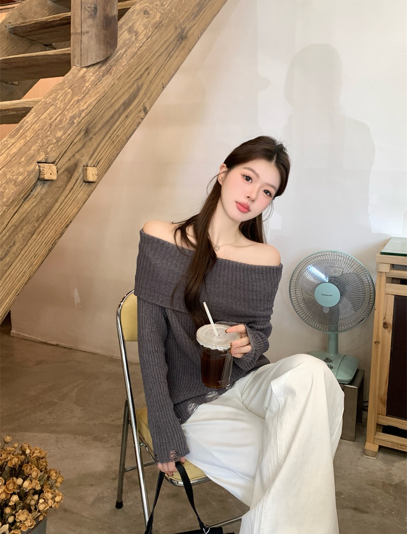 Autumn holes tops temperament enticement sweater for women