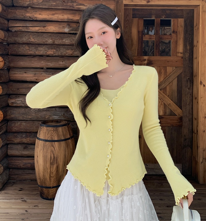 Pseudo-two sweet bottoming shirt show young sweater