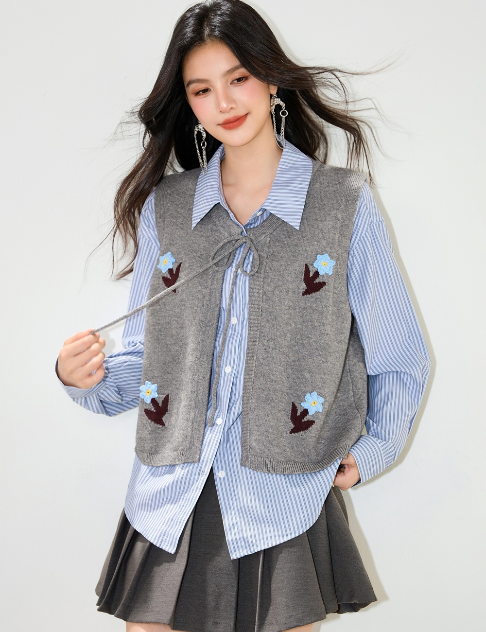 Autumn embroidered cardigan knitted round neck tops for women