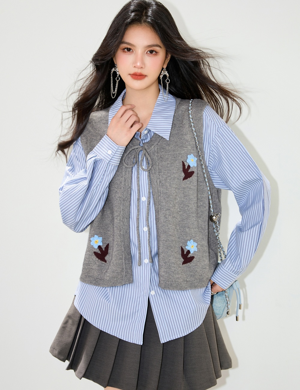 Autumn embroidered cardigan knitted round neck tops for women
