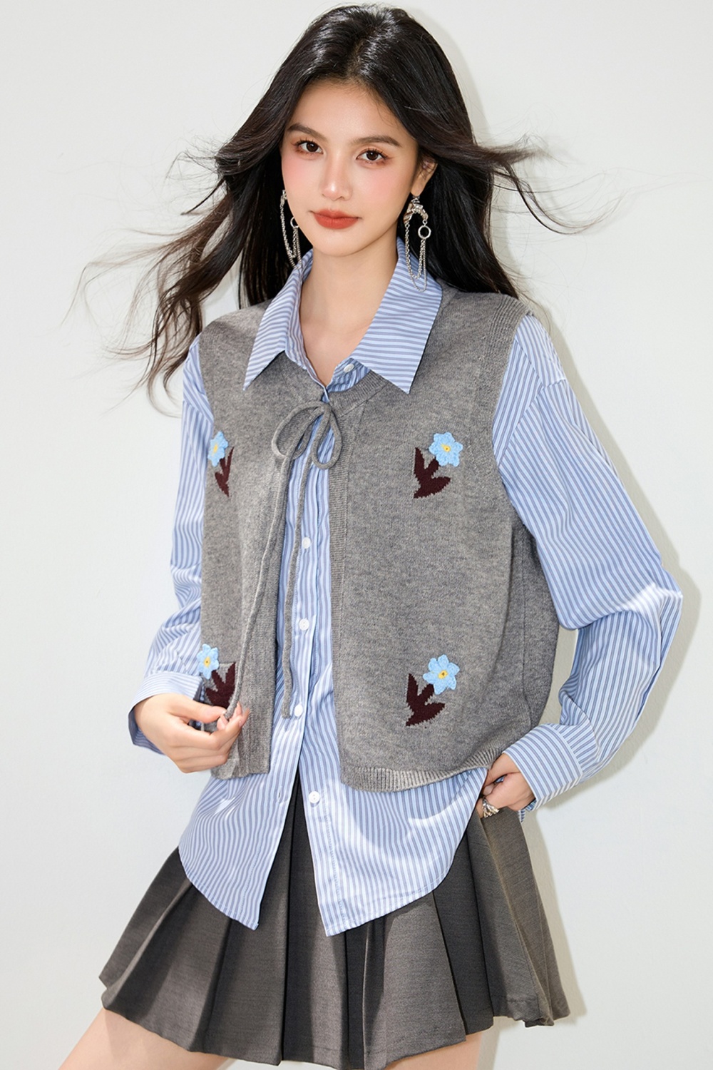 Autumn embroidered cardigan knitted round neck tops for women