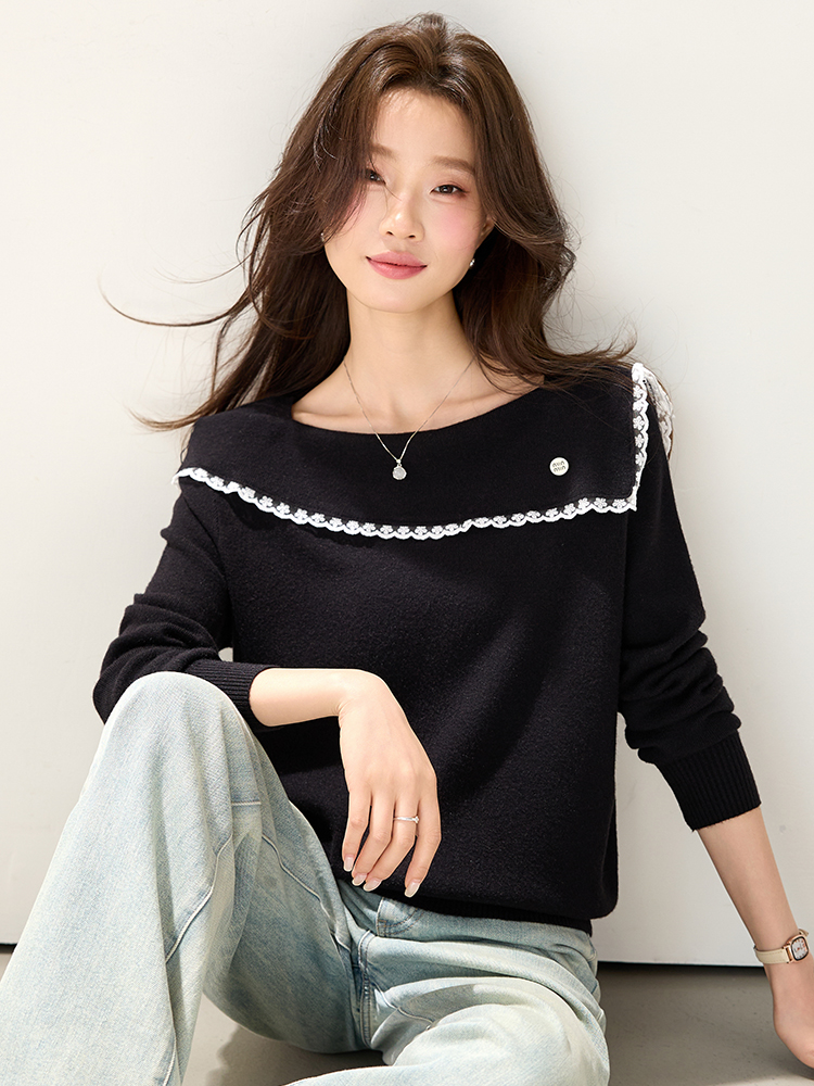 Autumn and winter slim lapel flat shoulder sweater for women