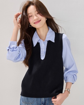 Retro black shirt Pseudo-two tops for women
