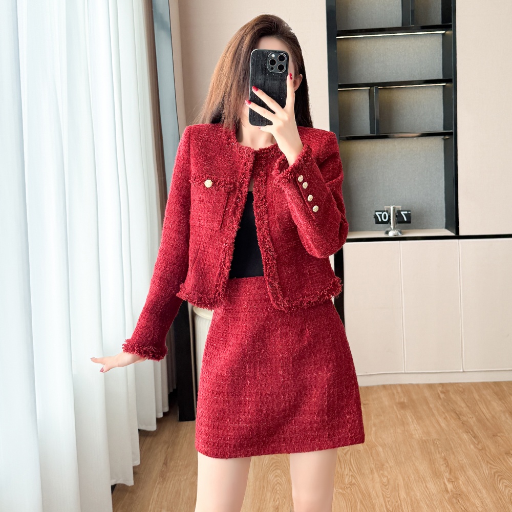 Red short skirt plus cotton coat 2pcs set for women
