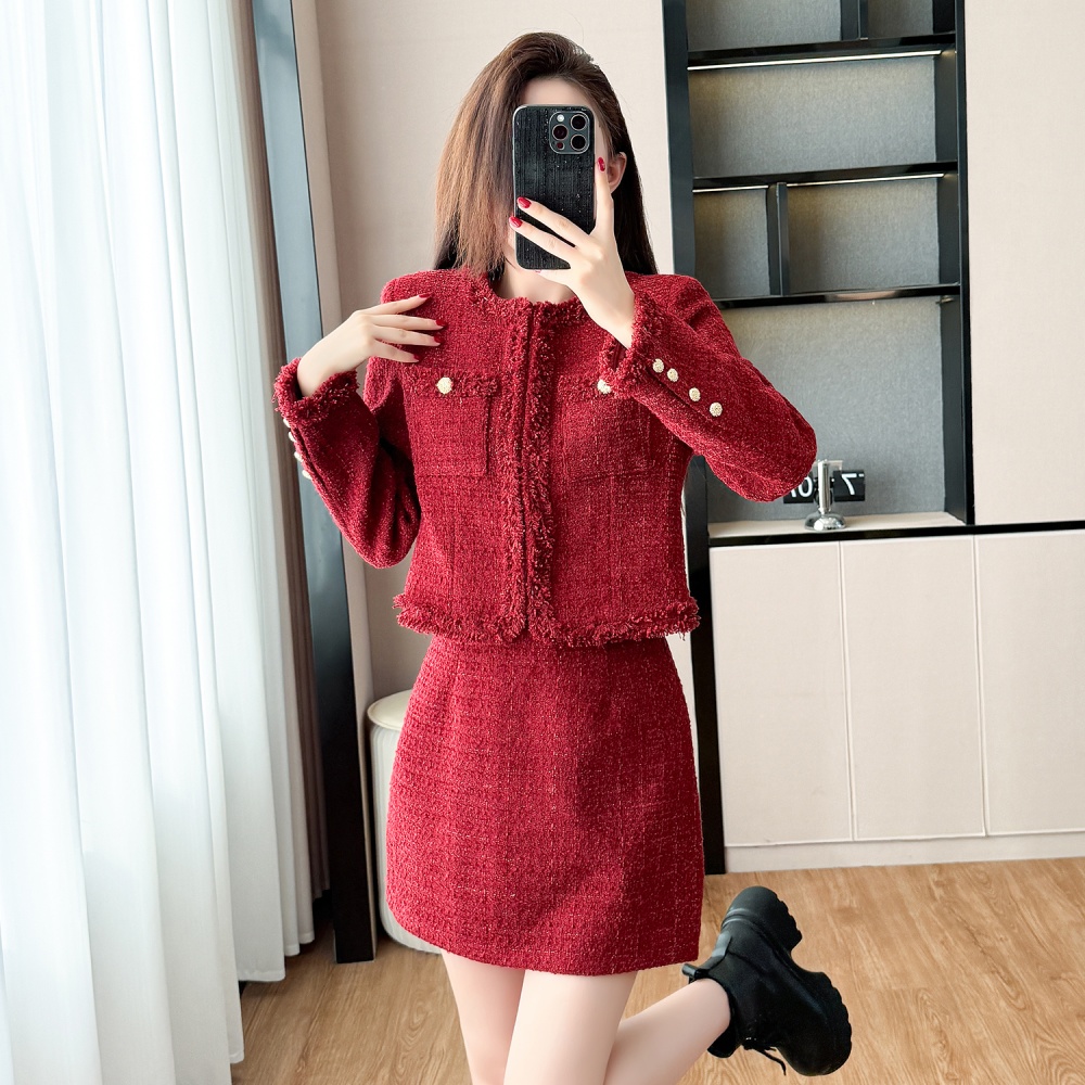 Red short skirt plus cotton coat 2pcs set for women