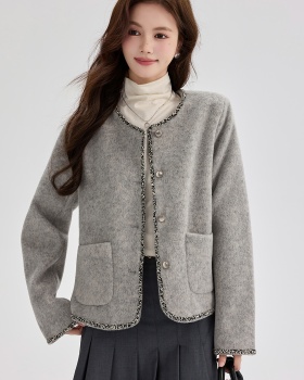 Autumn and winter gray woolen coat short tops for women