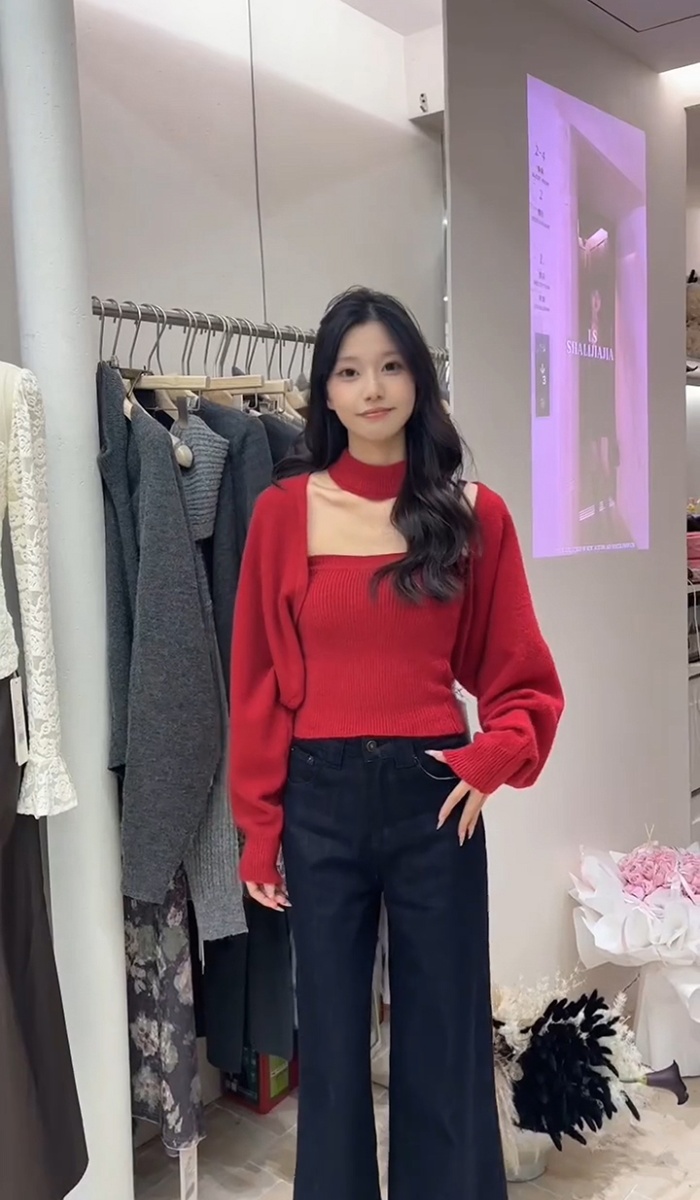 Red high quality cardigan halter vest 2pcs set