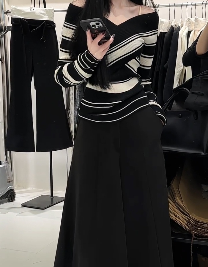 Autumn slim flat shoulder tops cross France style stripe sweater