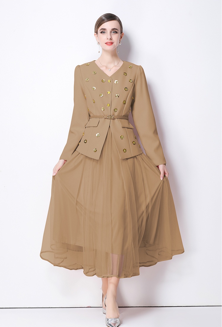 Chanelstyle skirt with belt coat a set