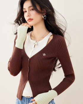 Fashion splice mixed colors tops spring short sweater