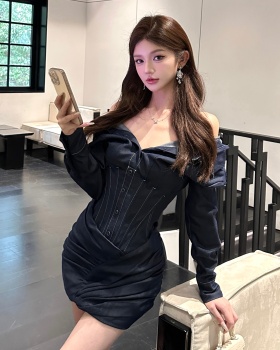 Slim pinched waist flat shoulder spicegirl dress for women