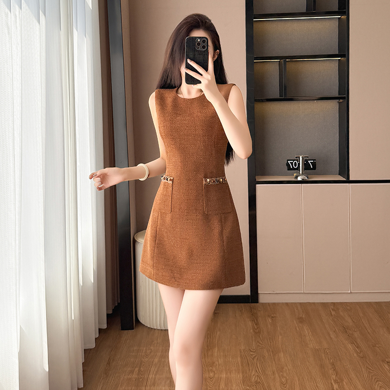 France style dress sleeveless dress a set for women