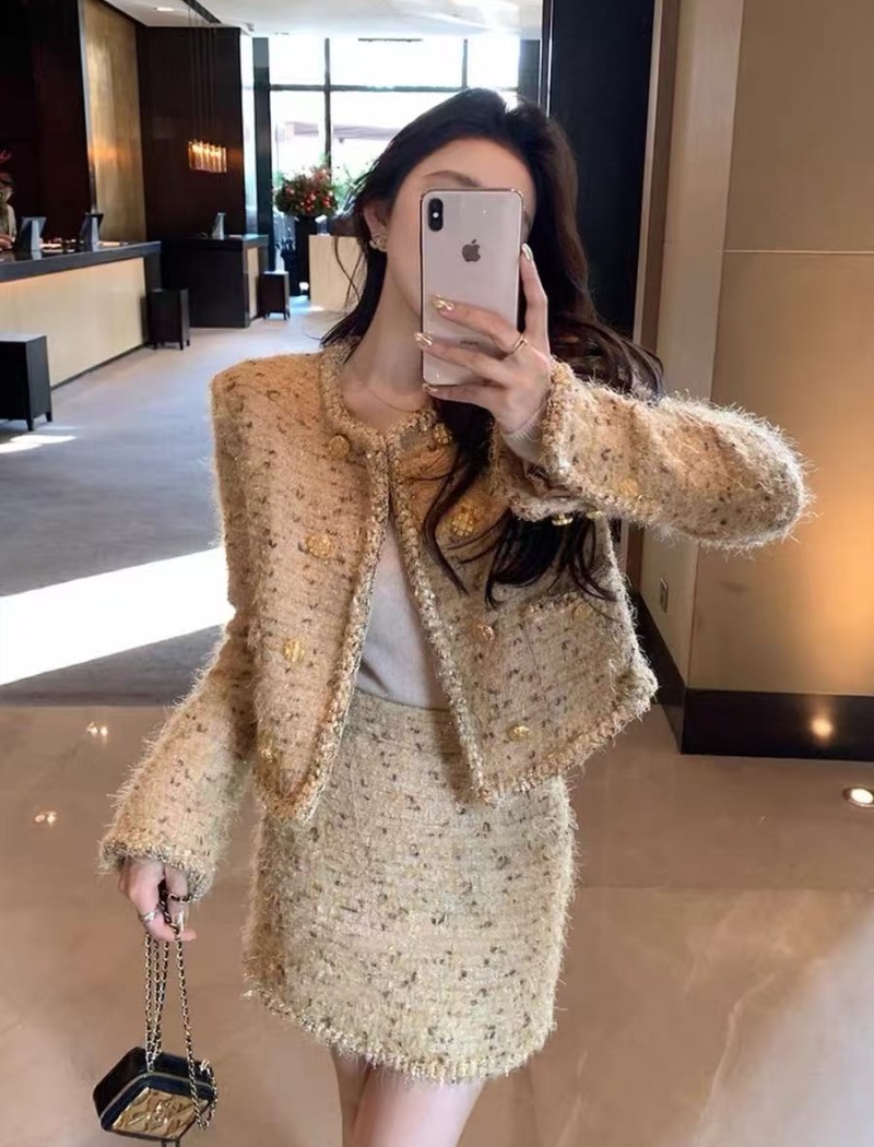 Rhinestone gold short skirt woolen jacket a set for women
