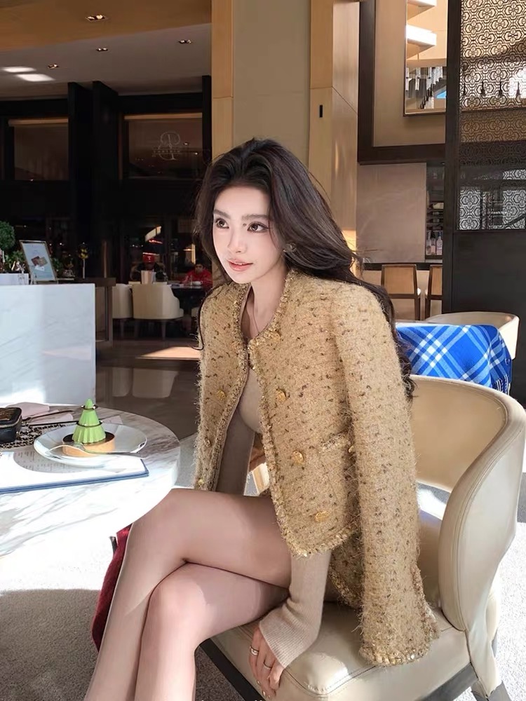 Rhinestone gold short skirt woolen jacket a set for women